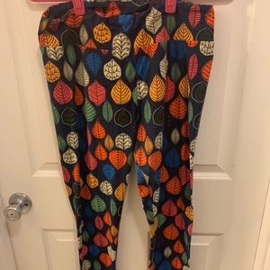 LULAROE Tall and Curvy Leggings